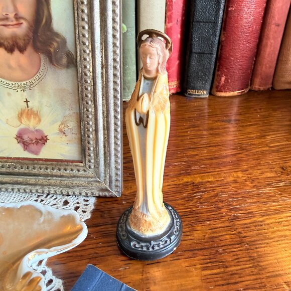 7 Piece Vintage Religious Bundle - Picture 4 of 16